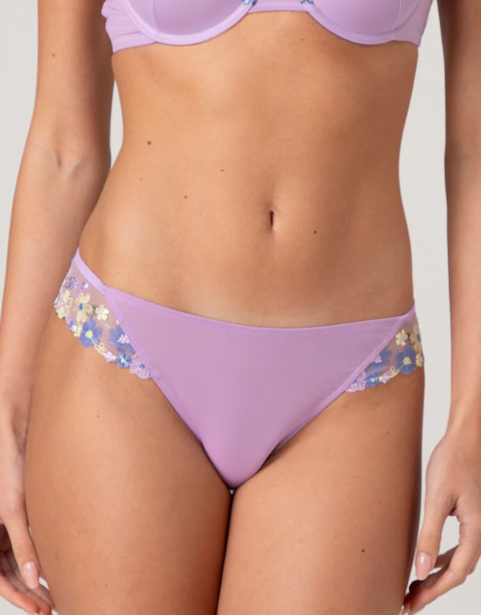 Brasiliano Fairytale Embroidery in tulle ricamato, lavanda fiori